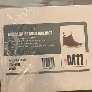 Men’s Xtratuf Ankle Deck Boot Size 11 NEW IN BOX Brown